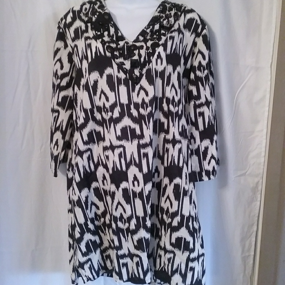 CZ black and white cover-up